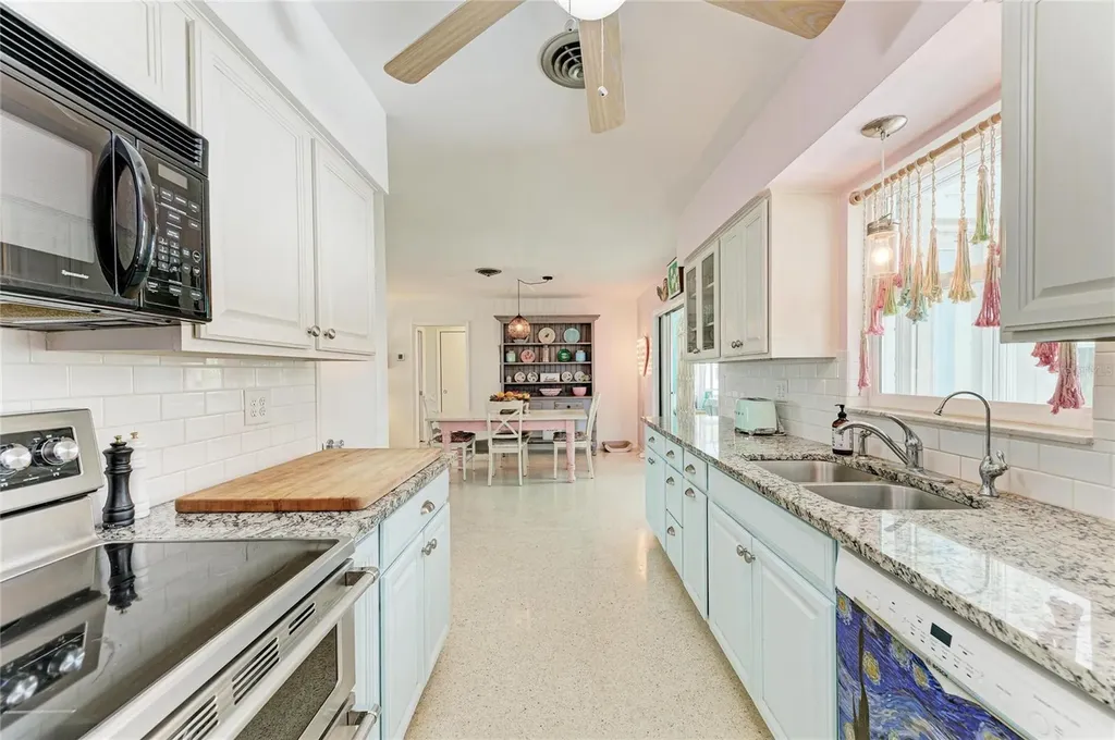 823 Bradenton Road Venice FL 34293