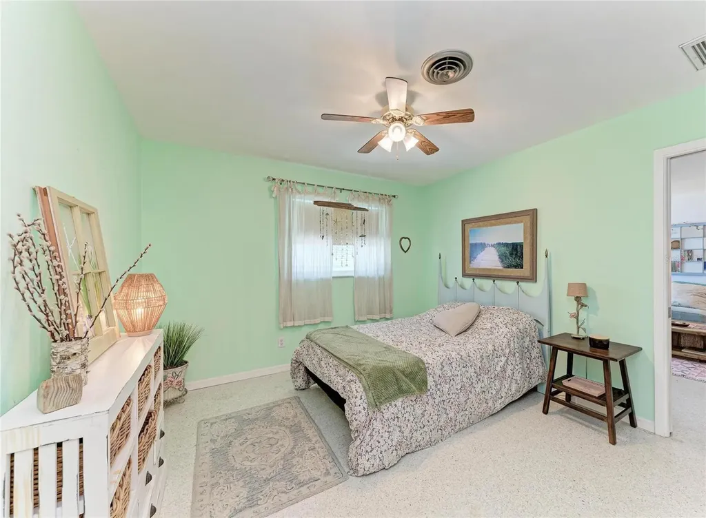 823 Bradenton Road Venice FL 34293
