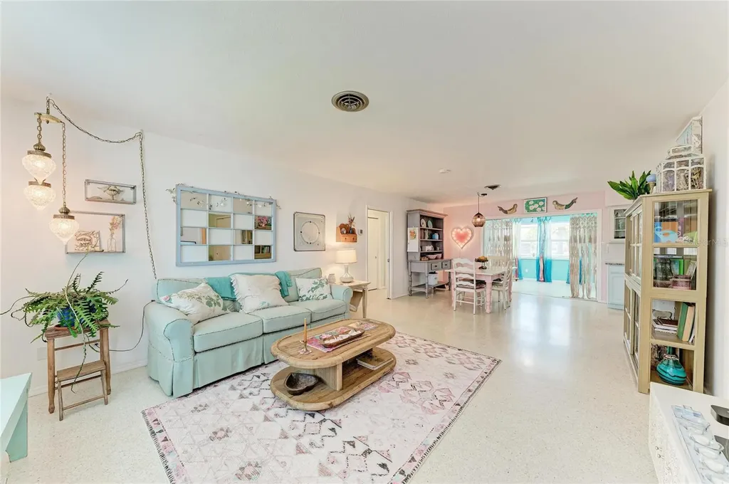 823 Bradenton Road Venice FL 34293