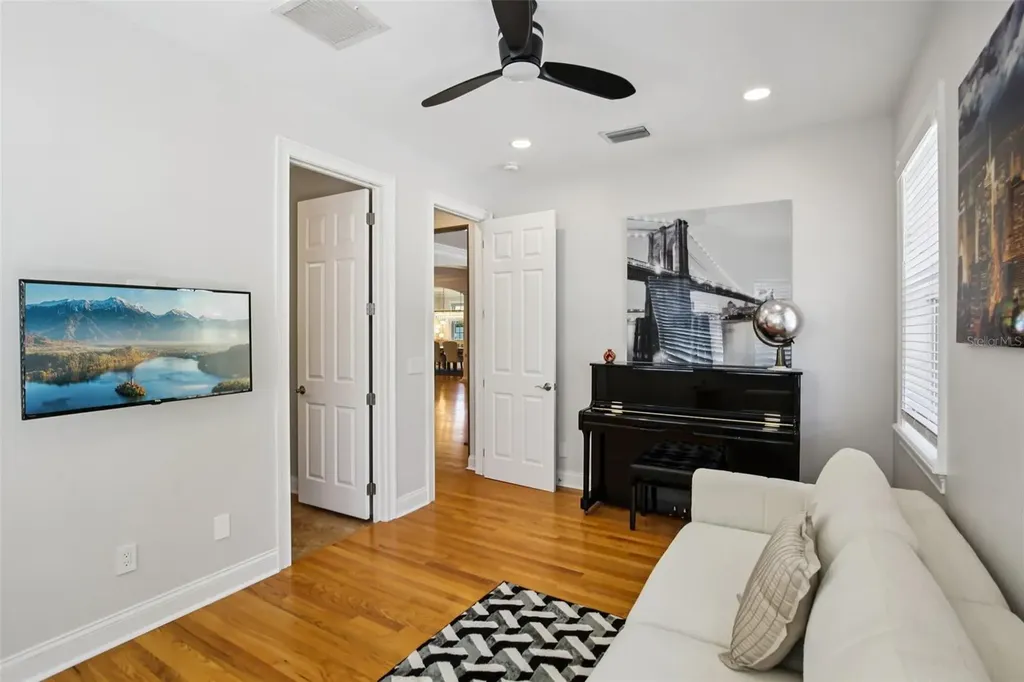 3621 W Morrison Avenue Tampa FL 33629