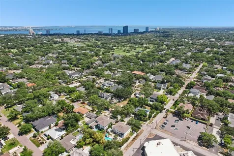 3621 W Morrison Avenue Tampa FL 33629
