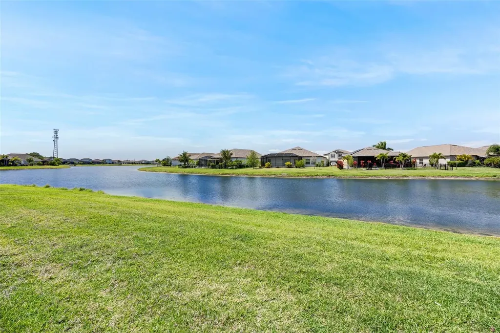 5526 Gavella Cove Palmetto FL 34221