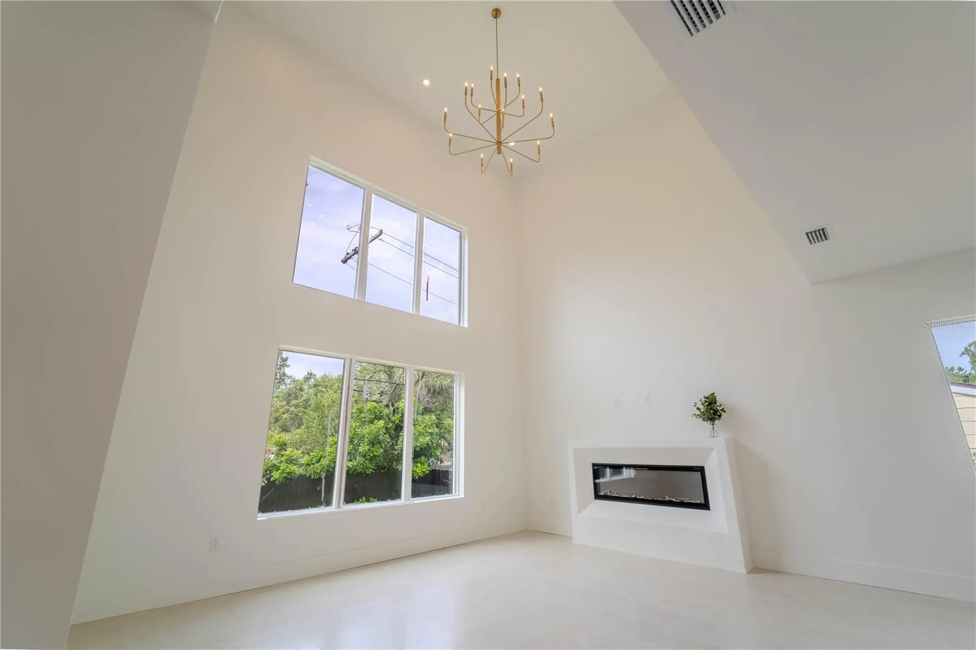 4414 W Lawn Avenue Tampa FL 33611