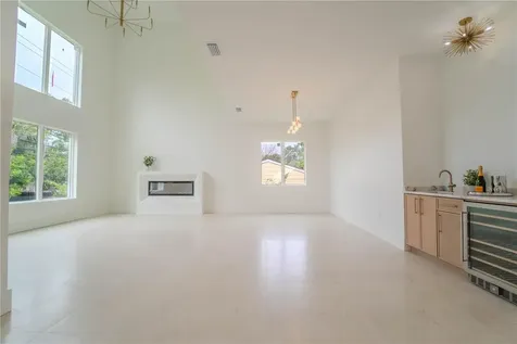 4414 W Lawn Avenue Tampa FL 33611