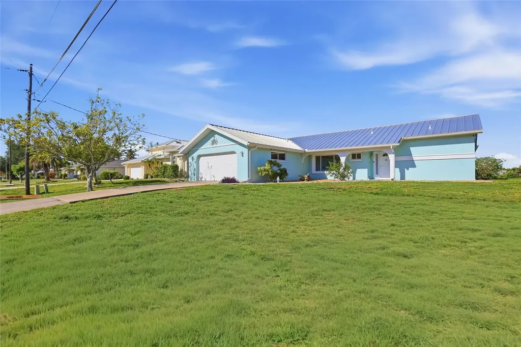 414 Spring Lake Boulevard NW Port Charlotte FL 33952