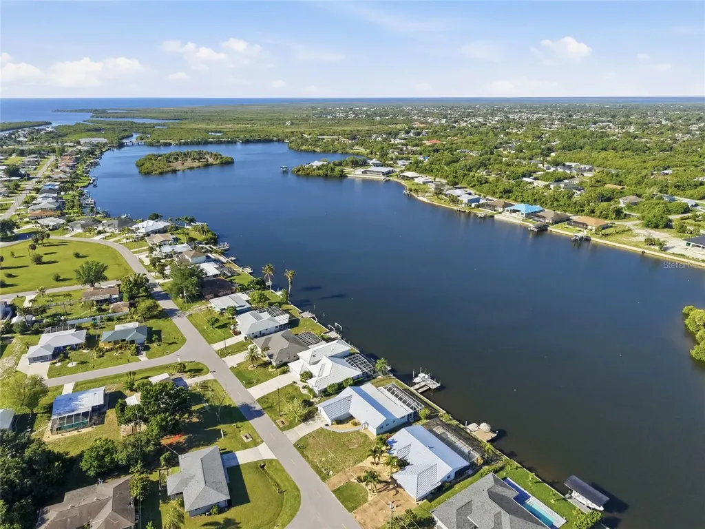 414 Spring Lake Boulevard NW Port Charlotte FL 33952