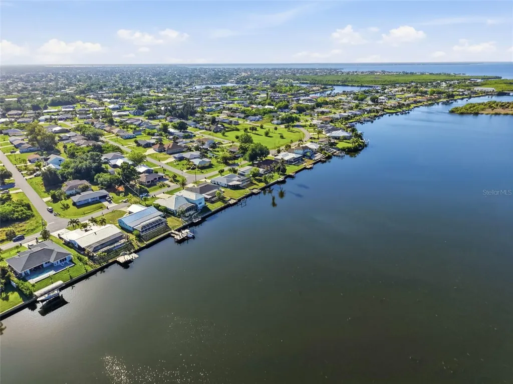 414 Spring Lake Boulevard NW Port Charlotte FL 33952