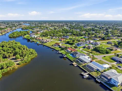 414 Spring Lake Boulevard NW Port Charlotte FL 33952