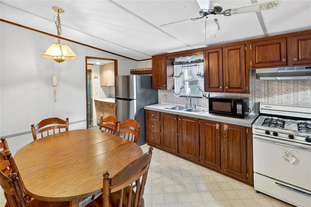 14395 NE 50th Place Williston FL 32696