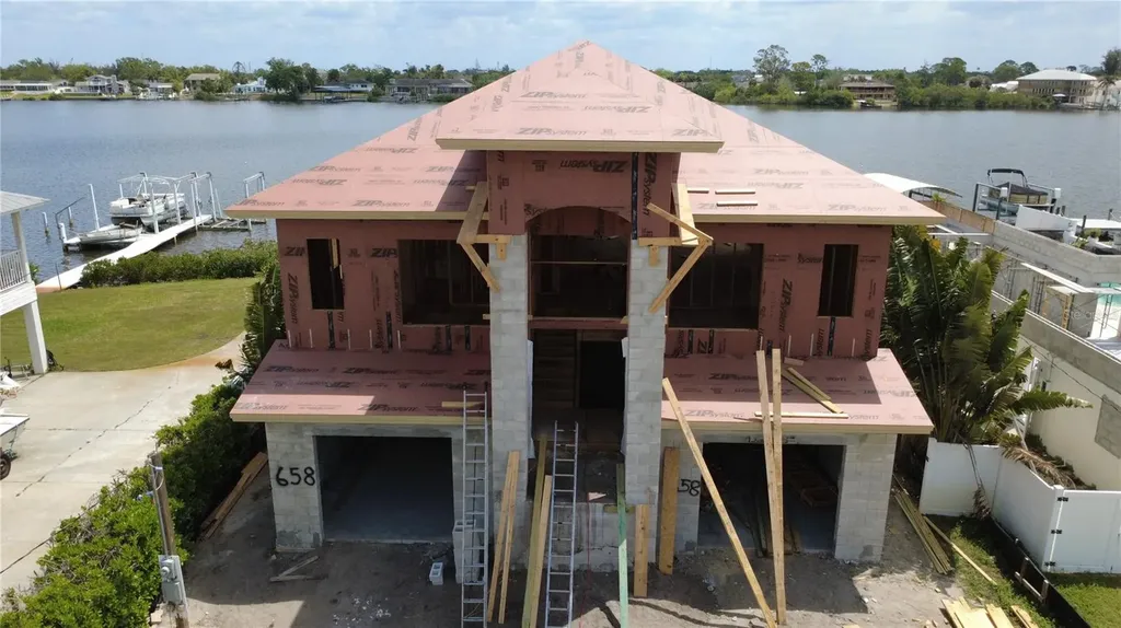 658 Bayshore Drive Tarpon Springs FL 34689