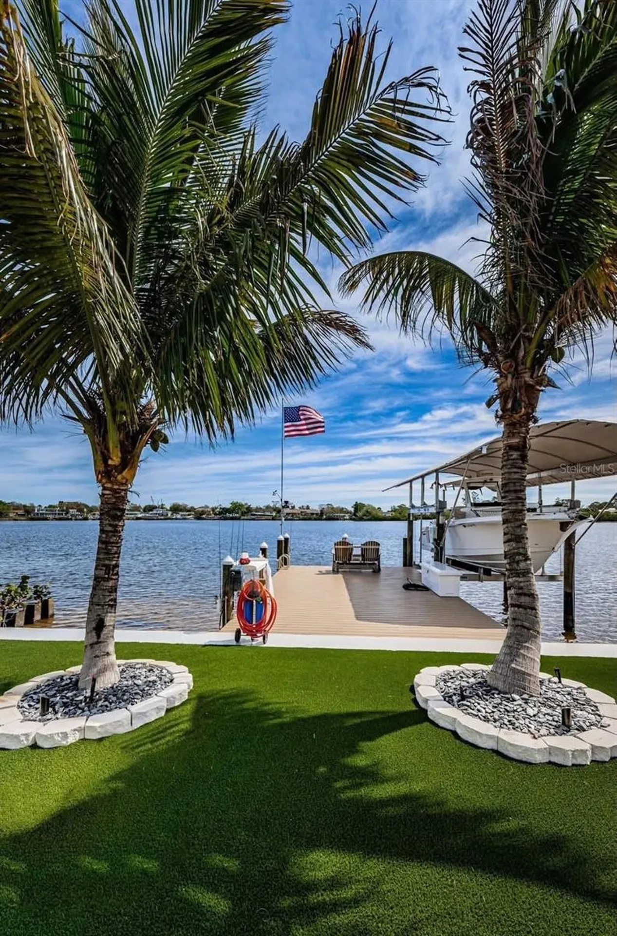 658 Bayshore Drive Tarpon Springs FL 34689