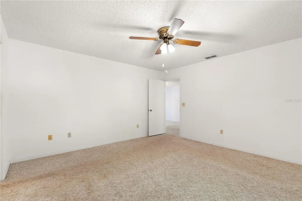 11223 SW 64th Court Ocala FL 34476