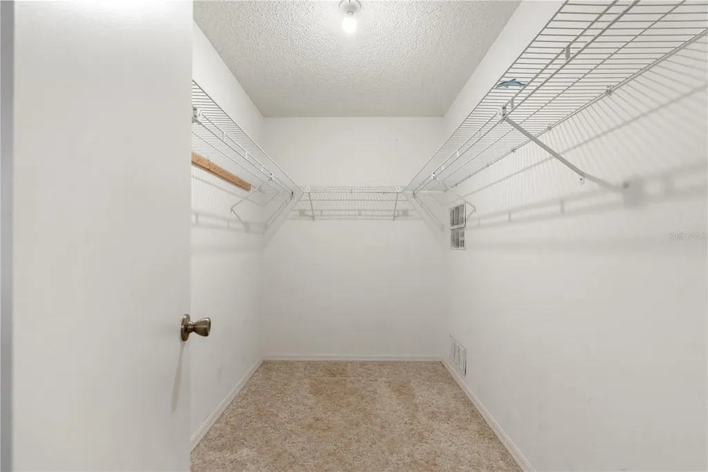 11223 SW 64th Court Ocala FL 34476
