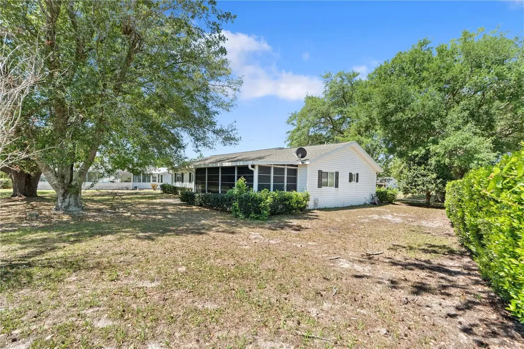 11223 SW 64th Court Ocala FL 34476
