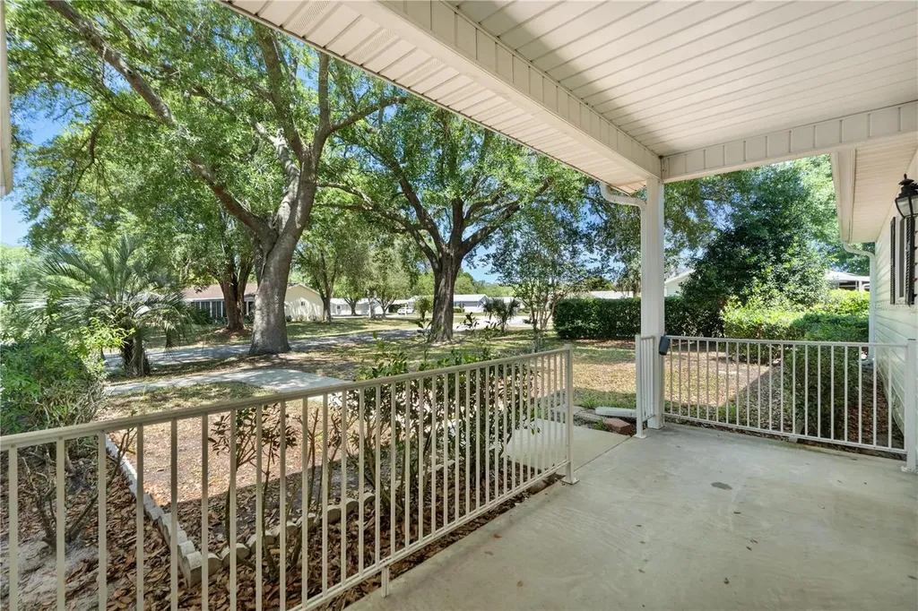 11223 SW 64th Court Ocala FL 34476