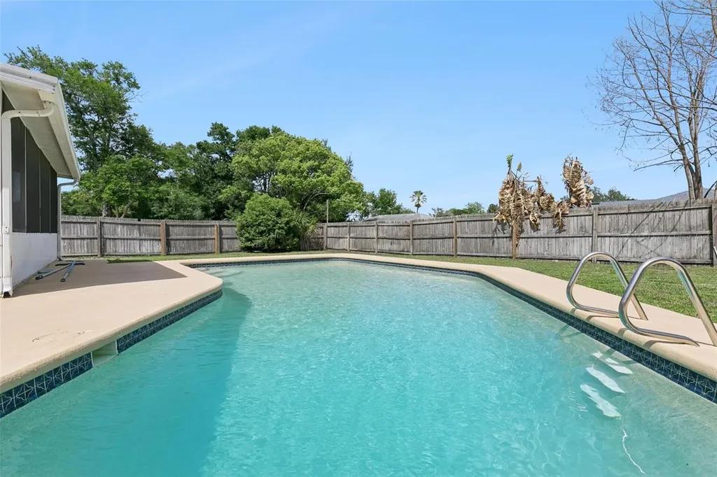 102 N Silver Cluster Court Longwood FL 32750