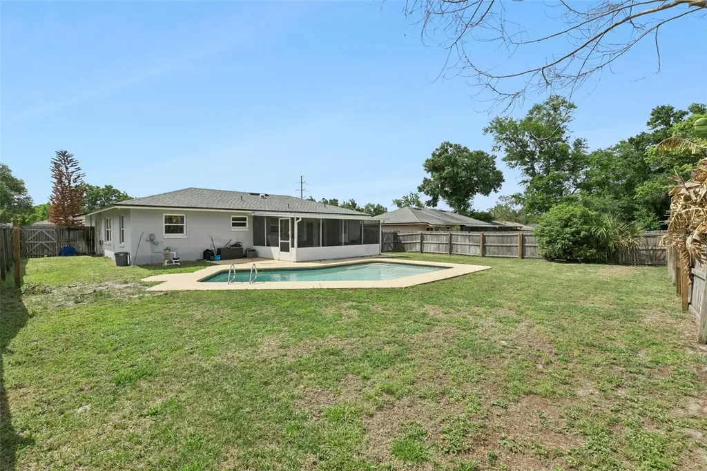 102 N Silver Cluster Court Longwood FL 32750