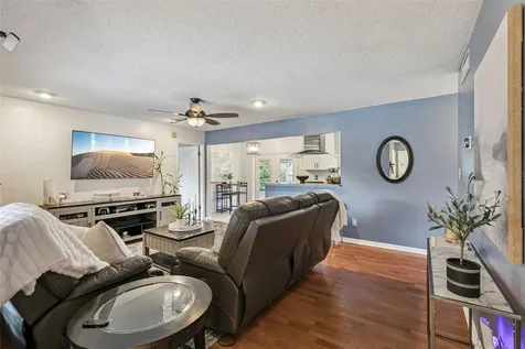 102 N Silver Cluster Court Longwood FL 32750
