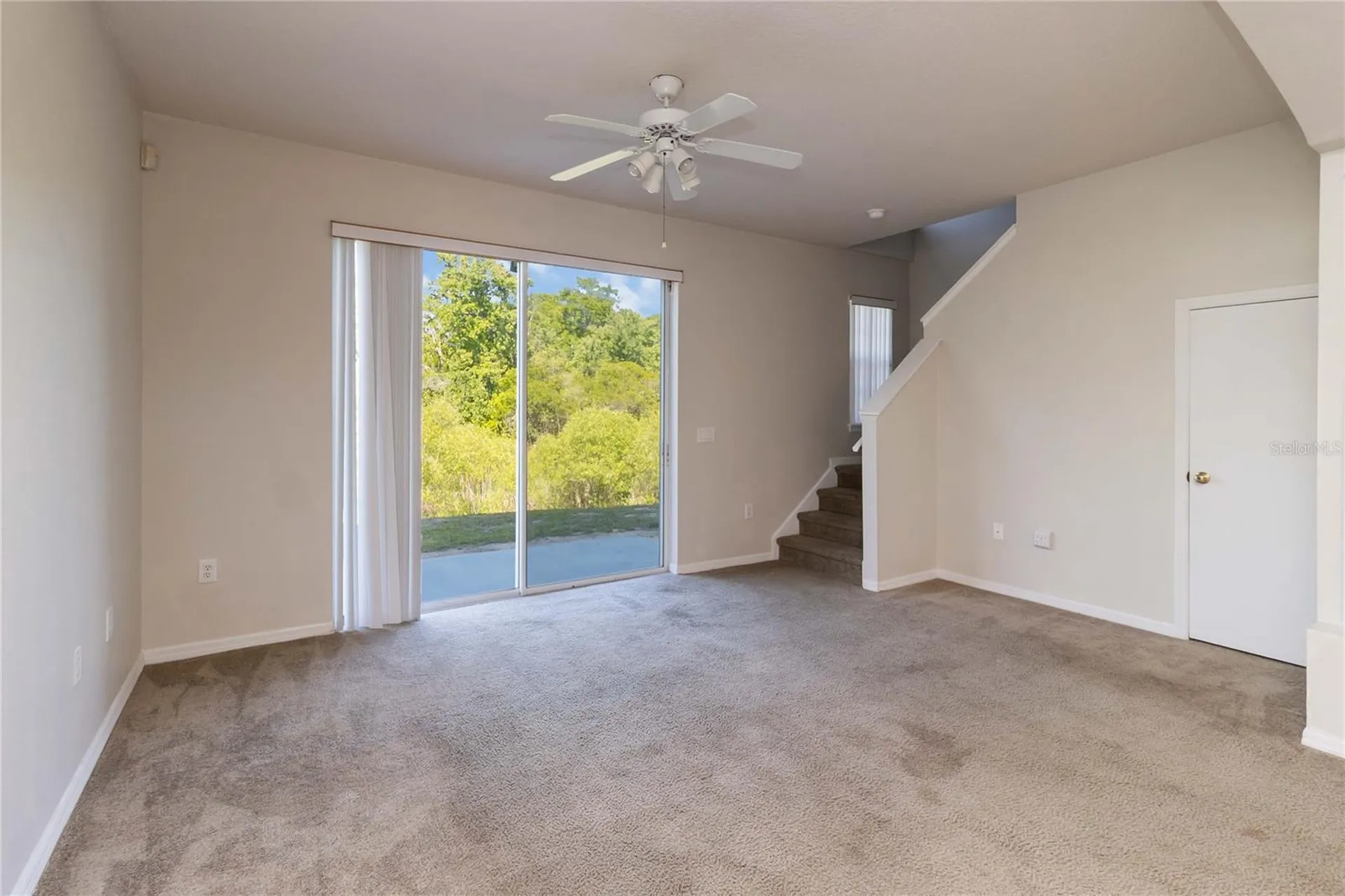 214 Monroe Circle Davenport FL 33896