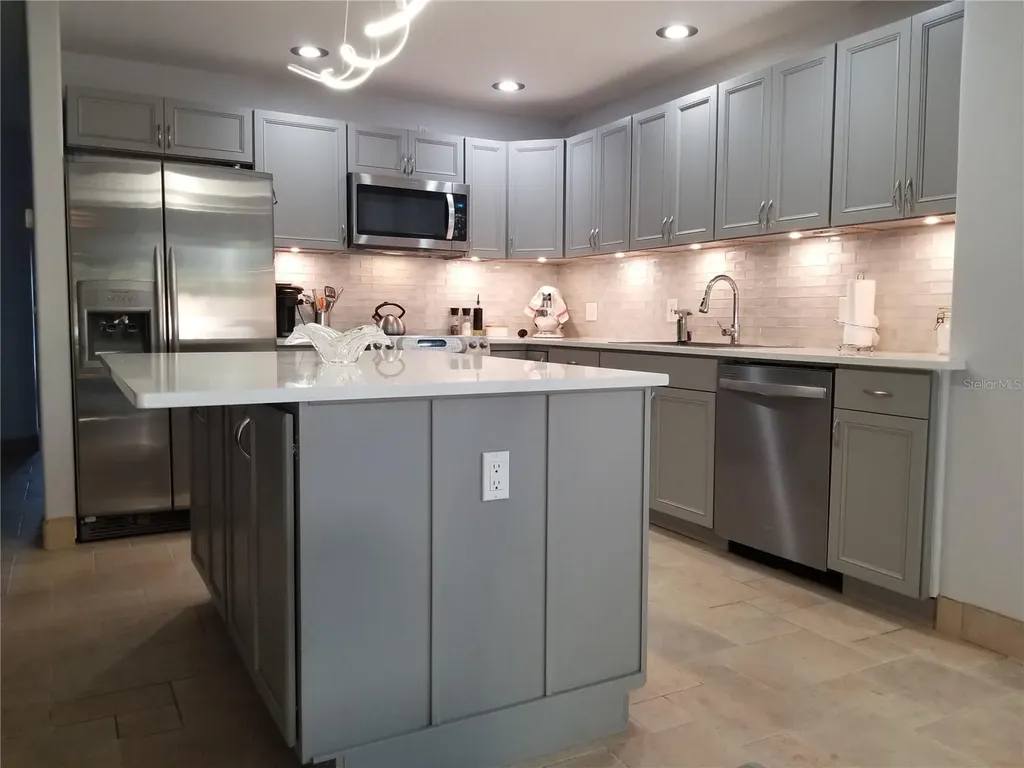 1720 Fossil Drive Englewood FL 34223