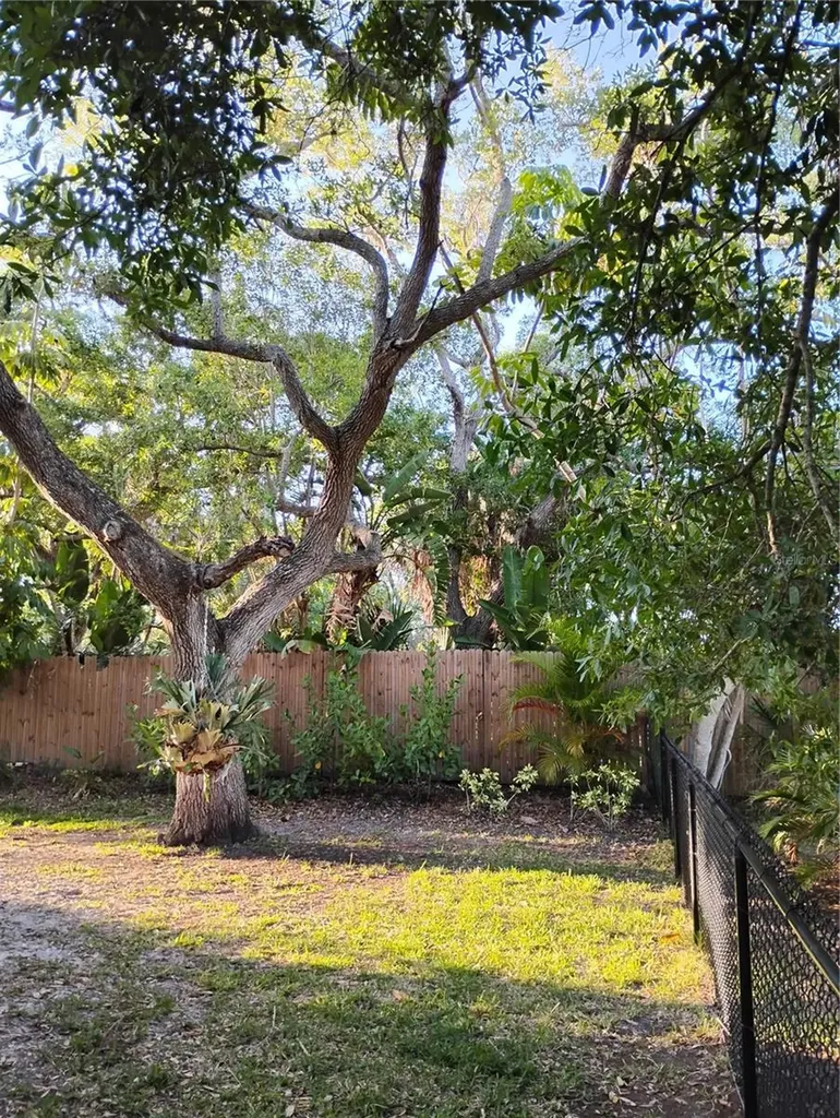 1720 Fossil Drive Englewood FL 34223