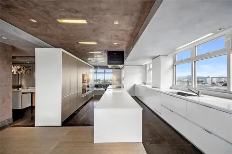 1800 Mcleary San Juan PR 00911