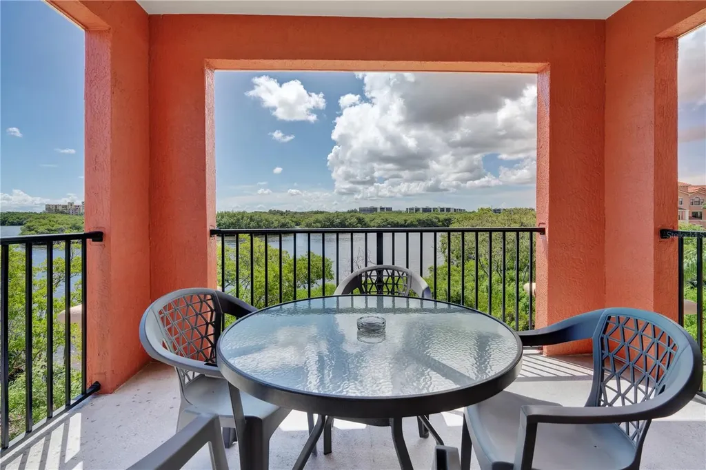 2731 Via Capri Clearwater FL 33764