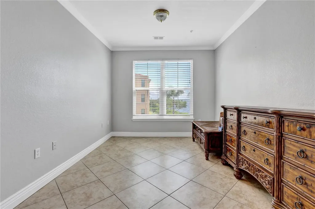 2731 Via Capri Clearwater FL 33764