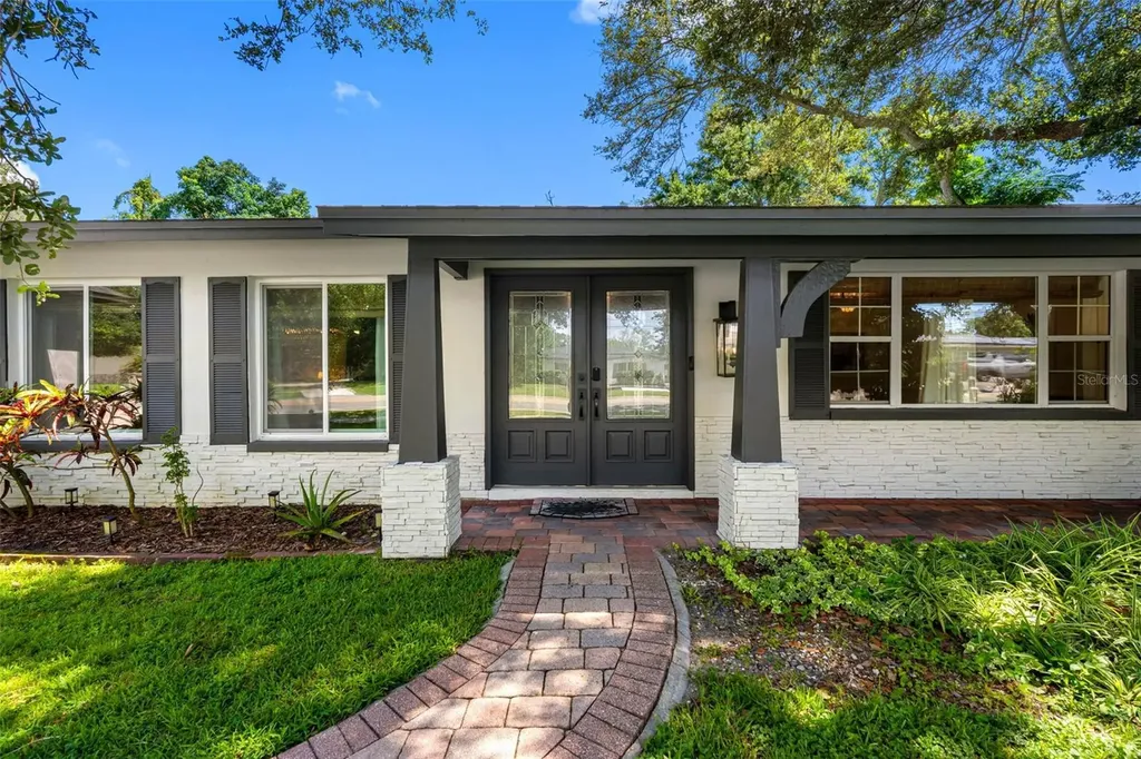 1811 Nursery Road Clearwater FL 33764