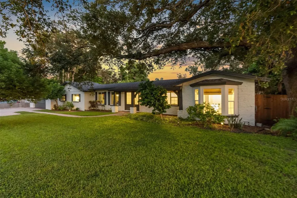 1811 Nursery Road Clearwater FL 33764