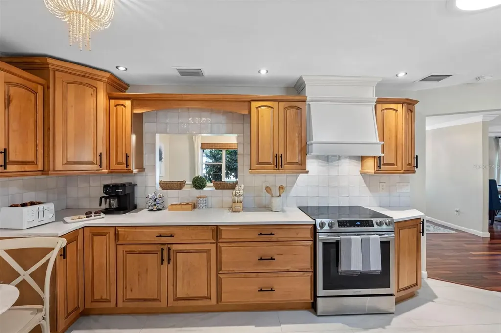 1811 Nursery Road Clearwater FL 33764