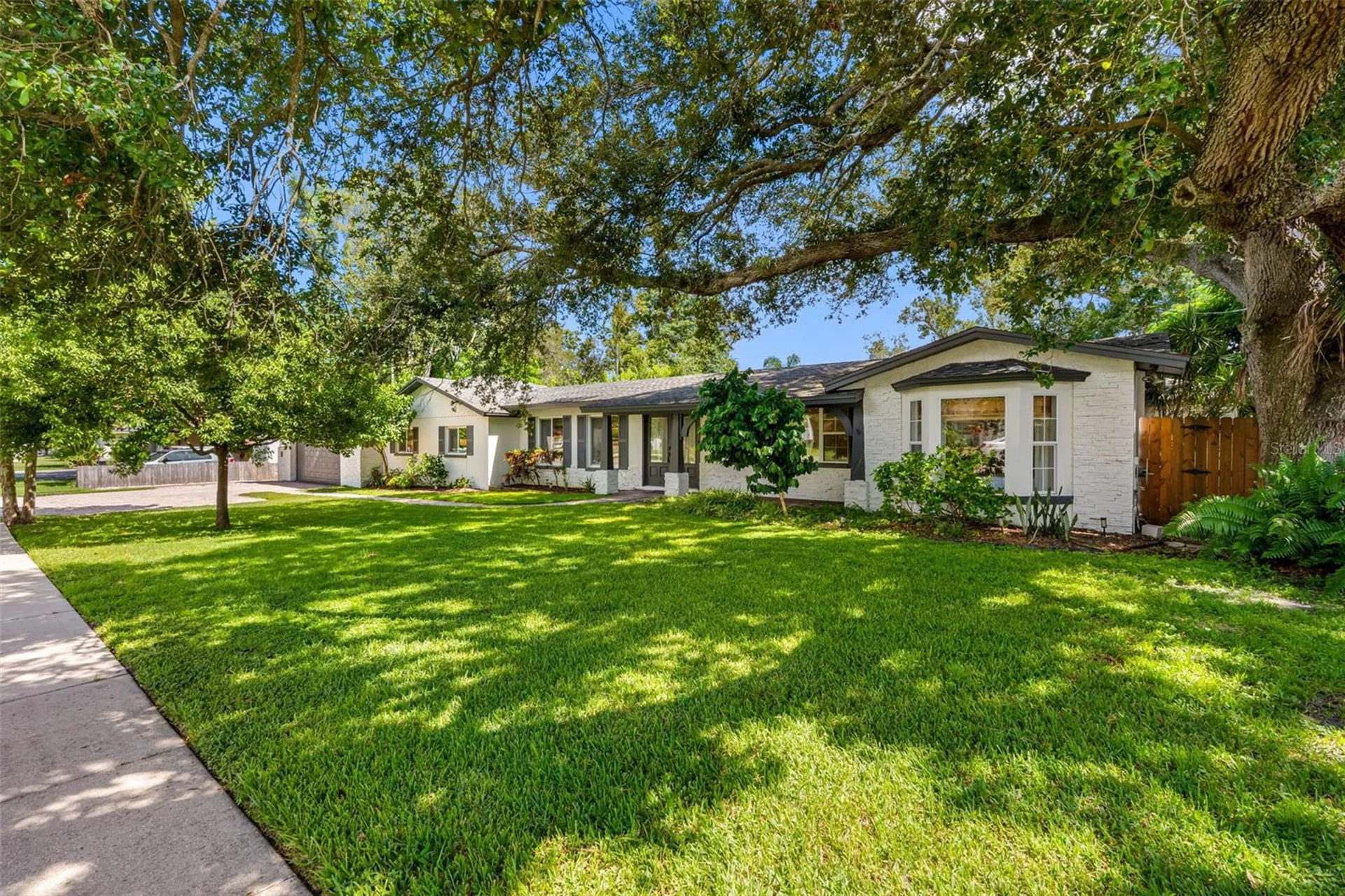1811 Nursery Road Clearwater FL 33764