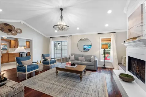 1811 Nursery Road Clearwater FL 33764