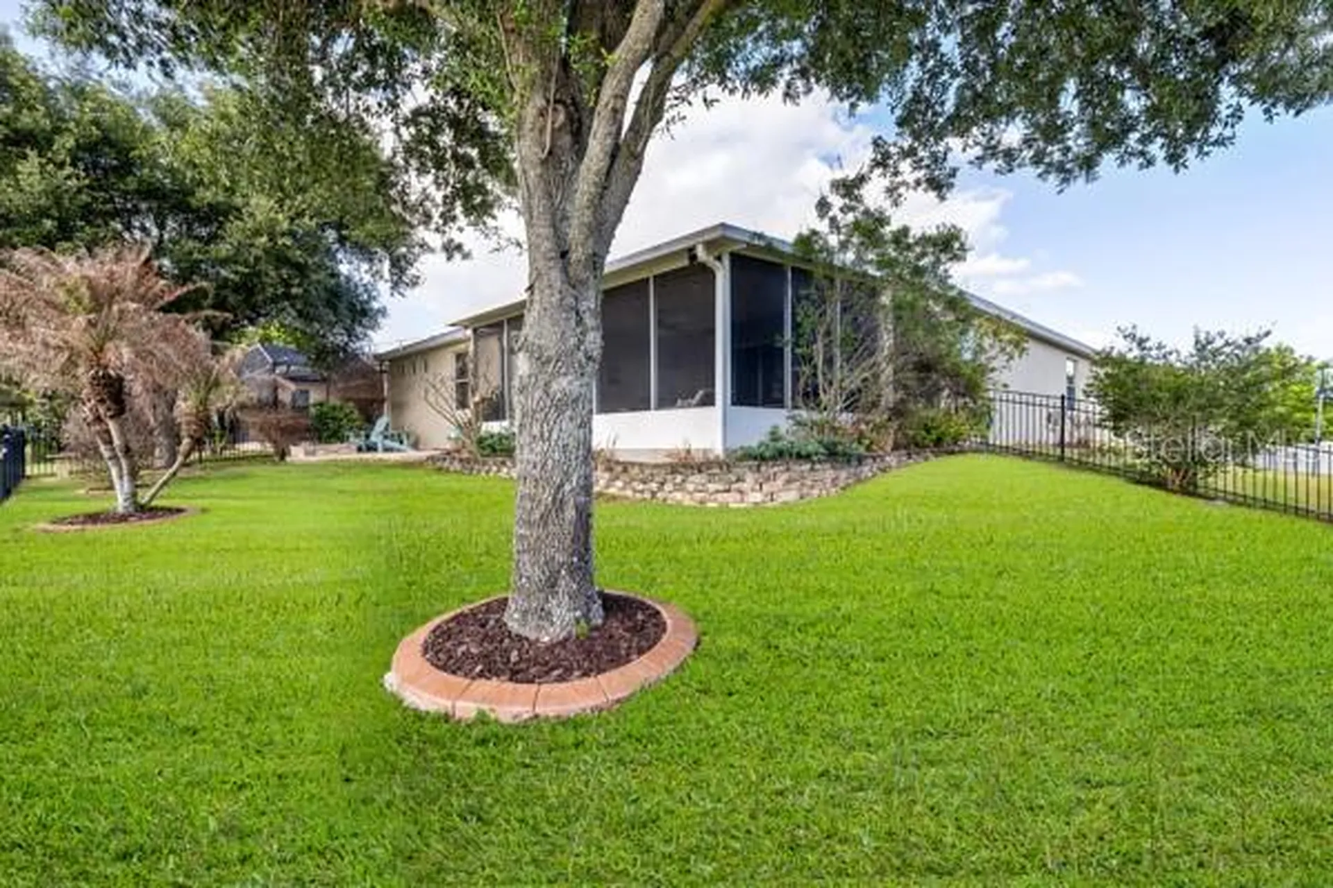 30201 Hackney Loop Mount Dora FL 32757