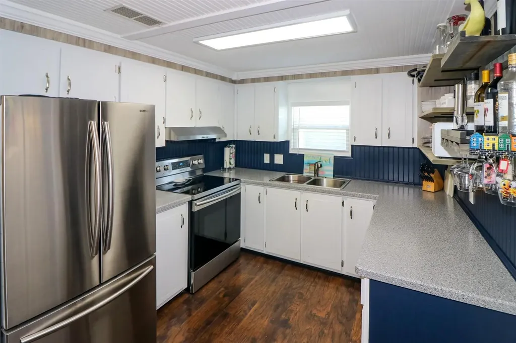 2100 Kings Highway Port Charlotte FL 33980