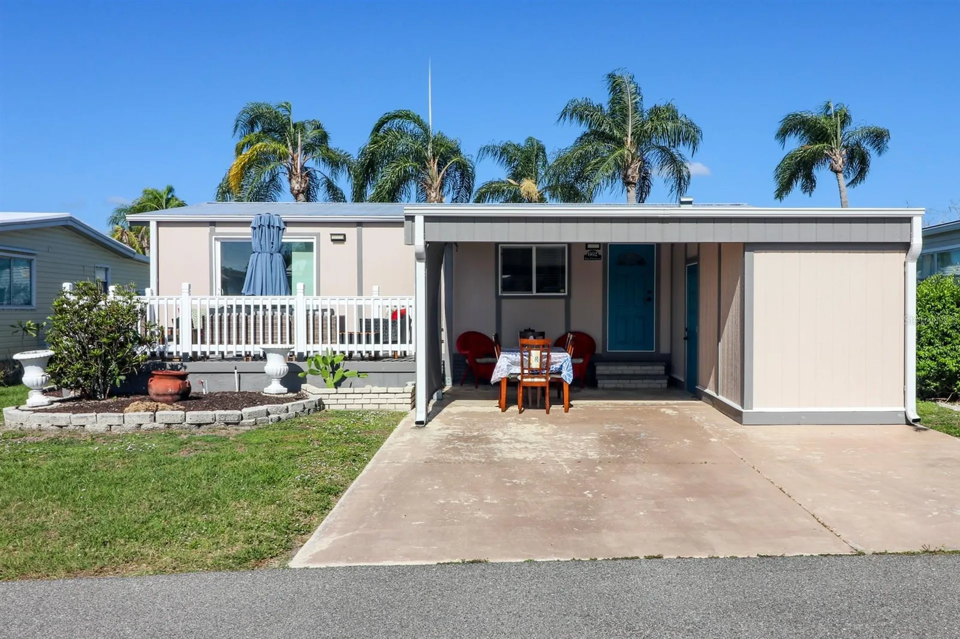 2100 Kings Highway Port Charlotte FL 33980
