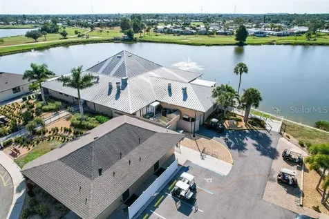 2100 Kings Highway Port Charlotte FL 33980