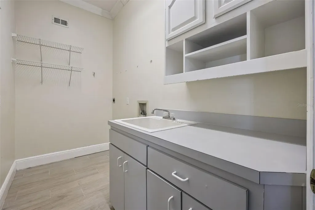 9302 Bay Vista Estates Boulevard Orlando FL 32836