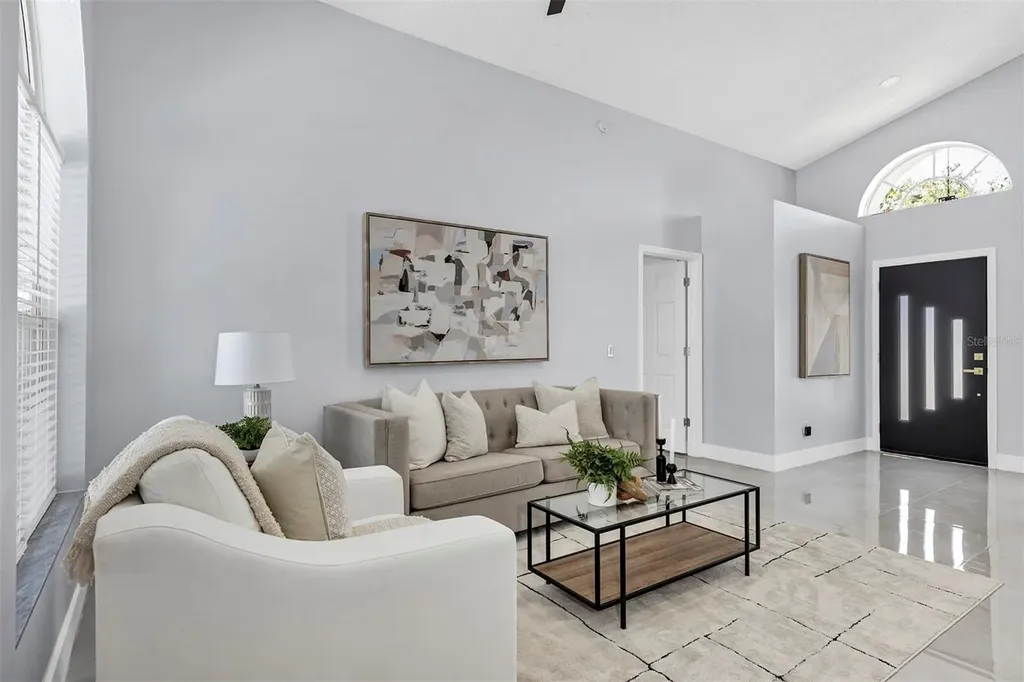 492 Bohannon Boulevard Orlando FL 32824