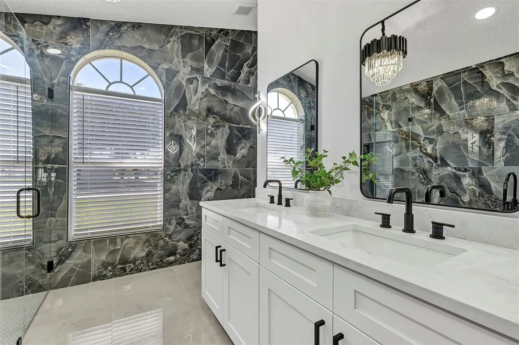 492 Bohannon Boulevard Orlando FL 32824