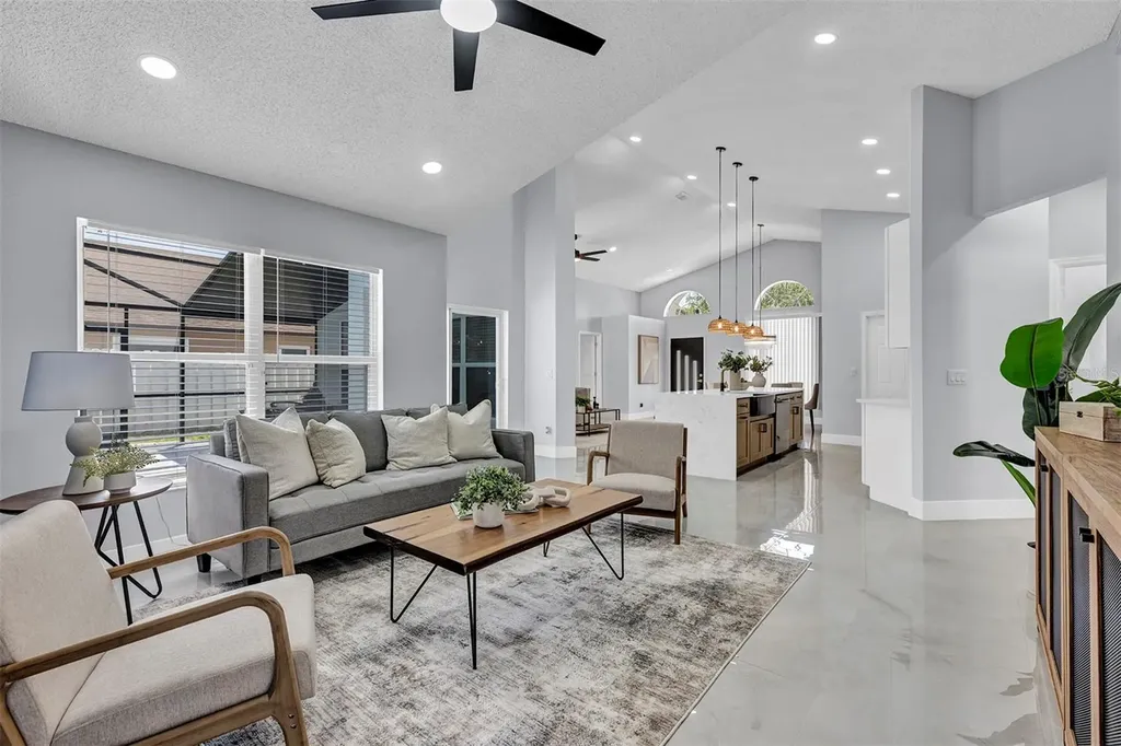 492 Bohannon Boulevard Orlando FL 32824