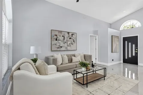 492 Bohannon Boulevard Orlando FL 32824