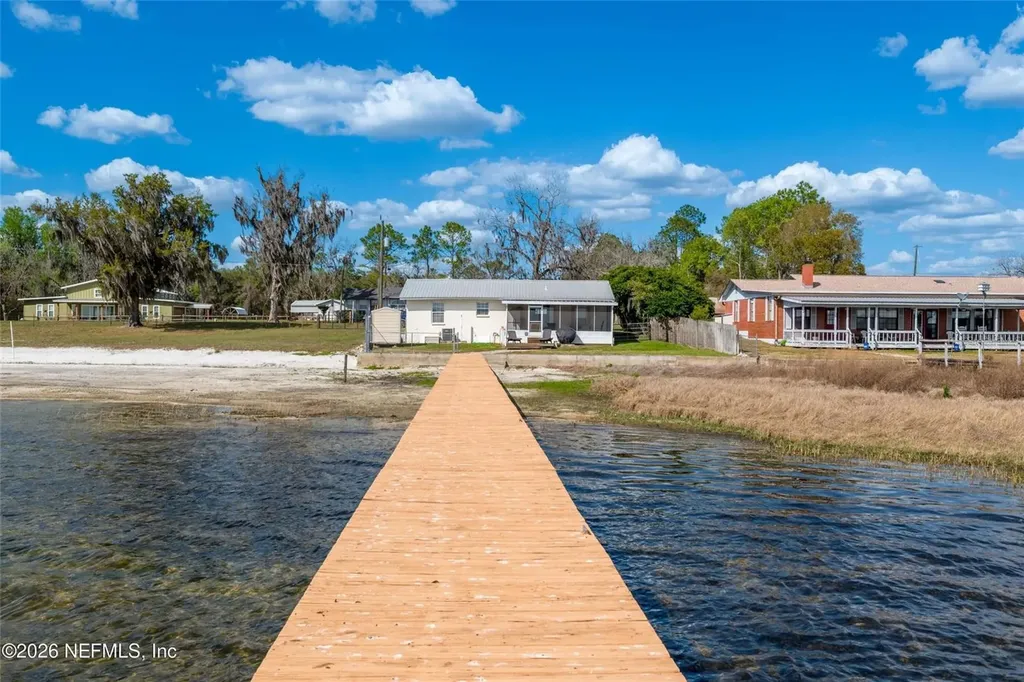 7932 SW County Road 18 Hampton FL 32044