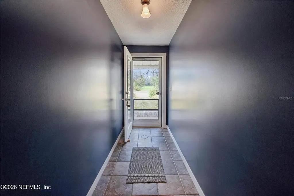 7932 SW County Road 18 Hampton FL 32044