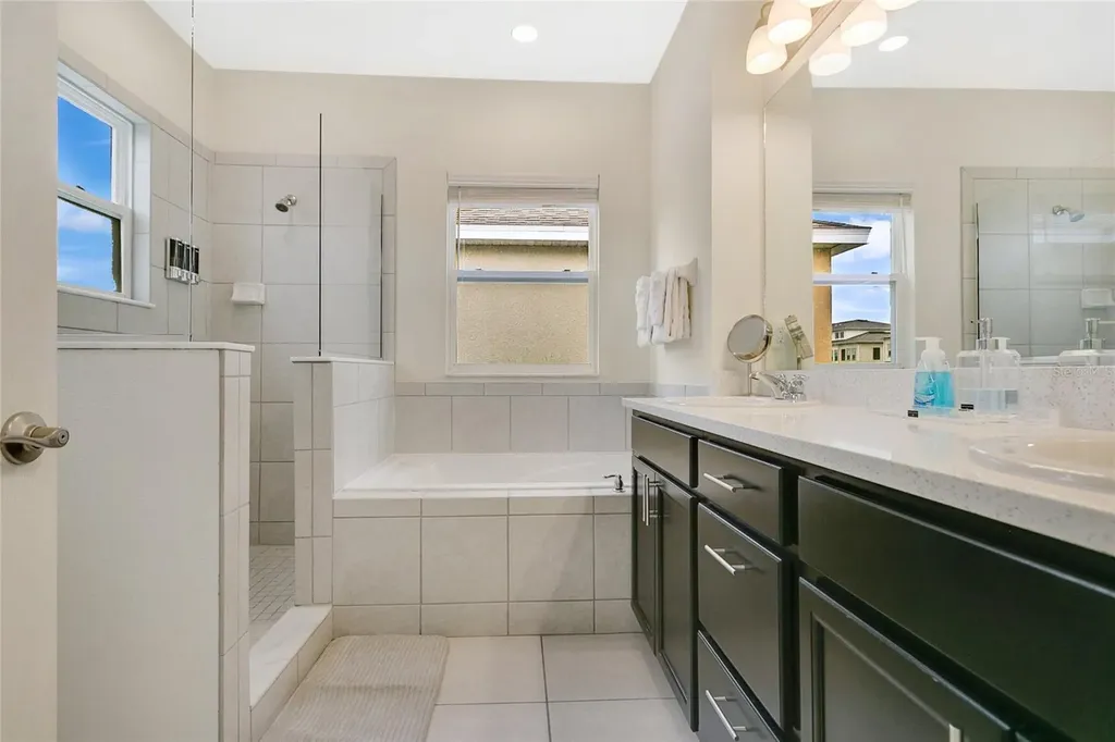 262 Bella Prestwick Boulevard Davenport FL 33837