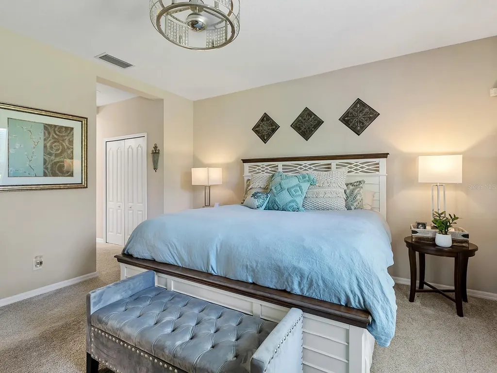 2060 Crystal Lake Trail Bradenton FL 34211