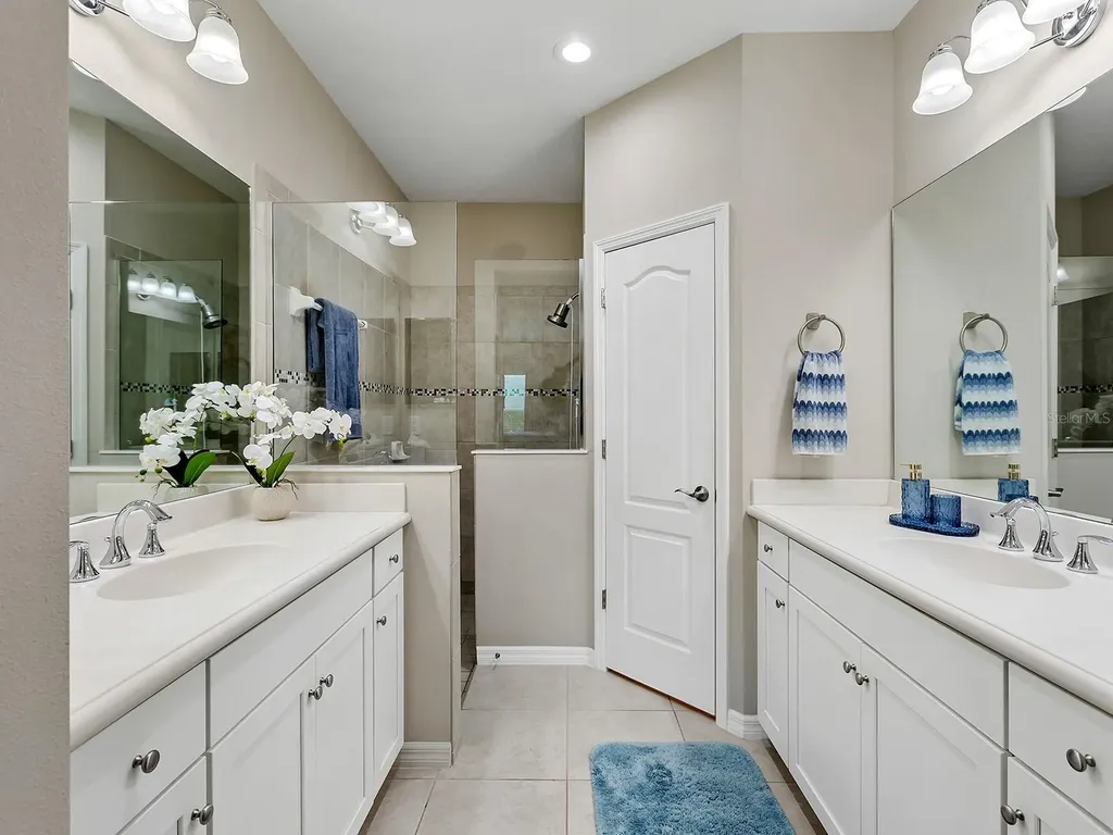 2060 Crystal Lake Trail Bradenton FL 34211