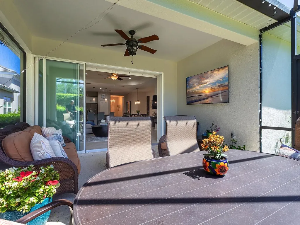 2060 Crystal Lake Trail Bradenton FL 34211
