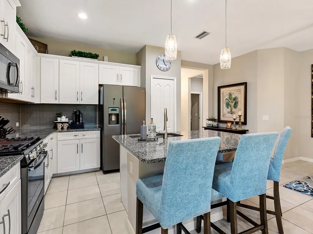 2060 Crystal Lake Trail Bradenton FL 34211