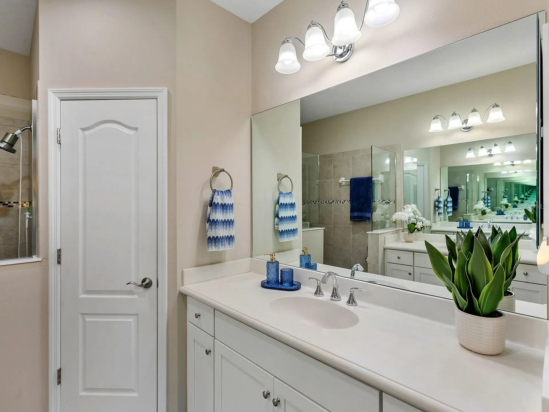 2060 Crystal Lake Trail Bradenton FL 34211